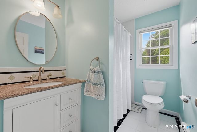7 Goundry Drive, Waterford, CT 06385