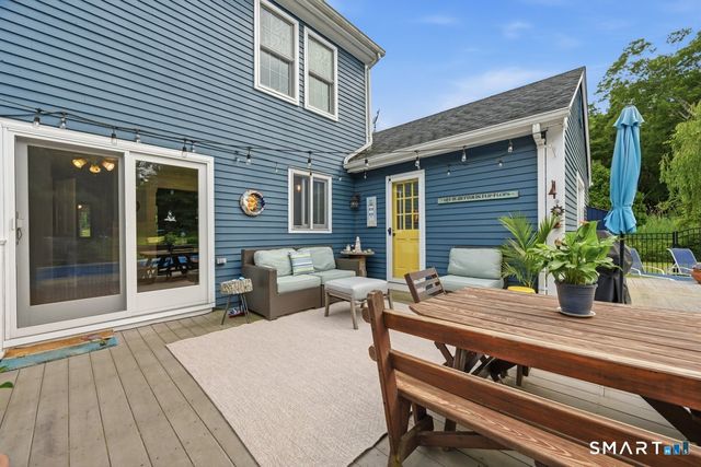 7 Goundry Drive, Waterford, CT 06385