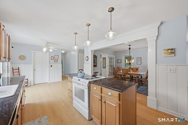 7 Goundry Drive, Waterford, CT 06385