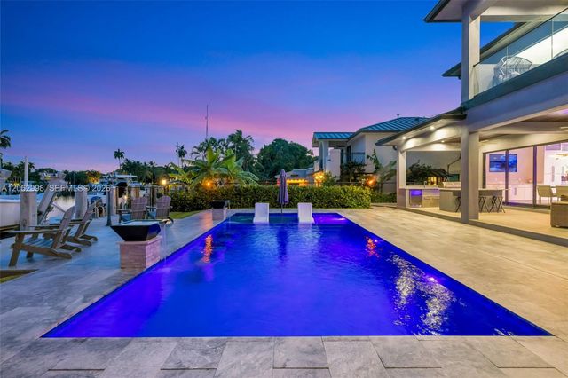 1004 SW 5th Place, Fort Lauderdale, FL 33312