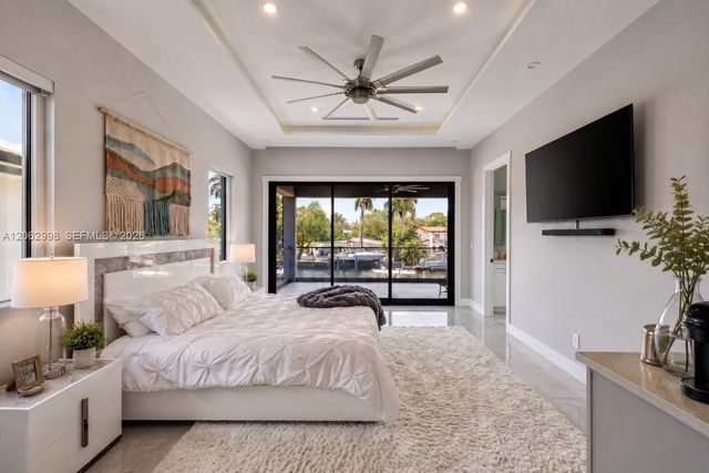 1004 SW 5th Place, Fort Lauderdale, FL 33312
