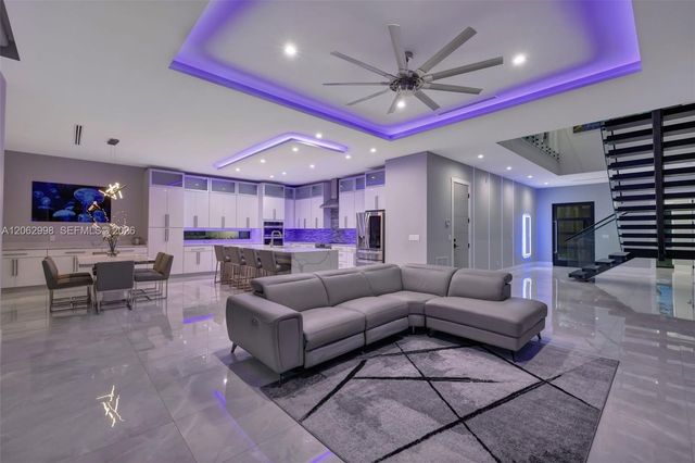 1004 SW 5th Place, Fort Lauderdale, FL 33312
