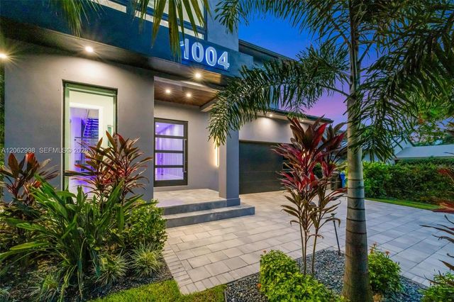 1004 SW 5th Place, Fort Lauderdale, FL 33312