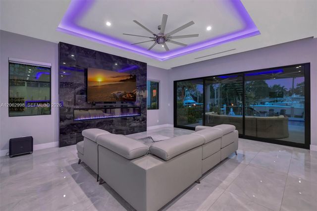 1004 SW 5th Place, Fort Lauderdale, FL 33312