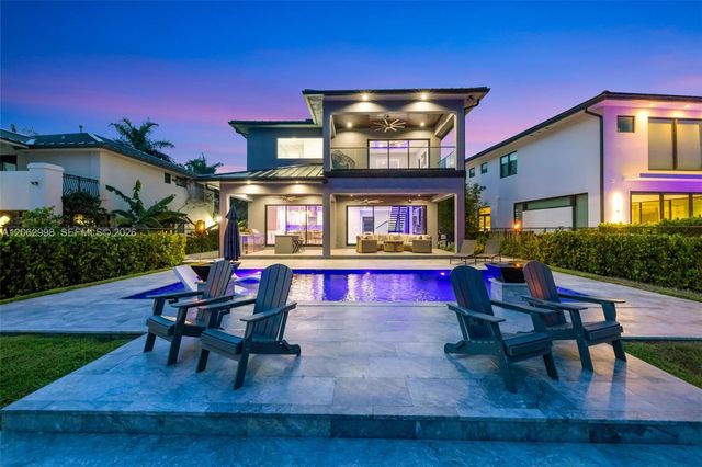 1004 SW 5th Place, Fort Lauderdale, FL 33312