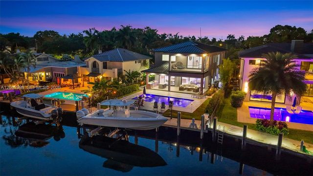 1004 SW 5th Place, Fort Lauderdale, FL 33312