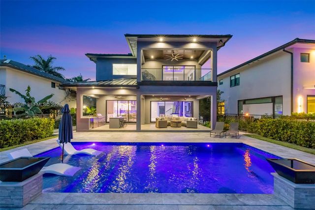 1004 SW 5th Place, Fort Lauderdale, FL 33312
