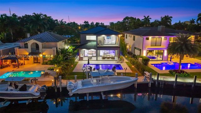1004 SW 5th Place, Fort Lauderdale, FL 33312