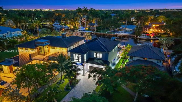1004 SW 5th Place, Fort Lauderdale, FL 33312