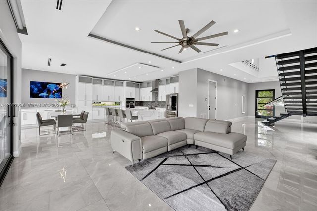 1004 SW 5th Place, Fort Lauderdale, FL 33312