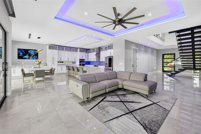 1004 SW 5th Place, Fort Lauderdale, FL 33312