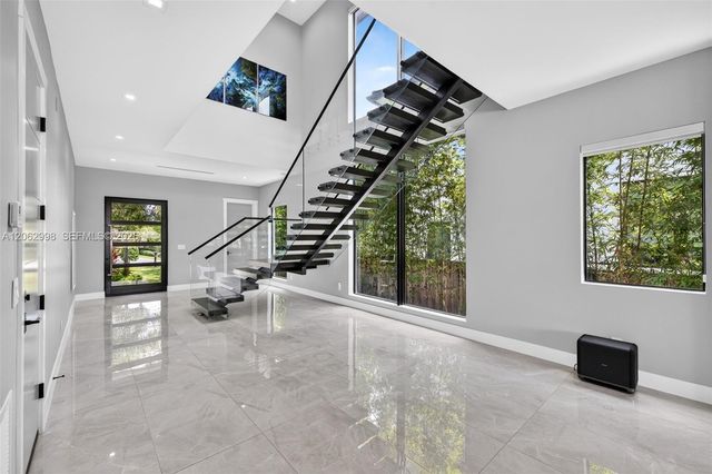 1004 SW 5th Place, Fort Lauderdale, FL 33312