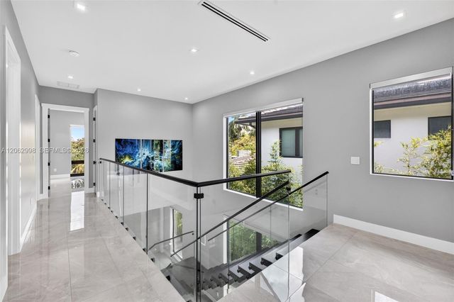 1004 SW 5th Place, Fort Lauderdale, FL 33312