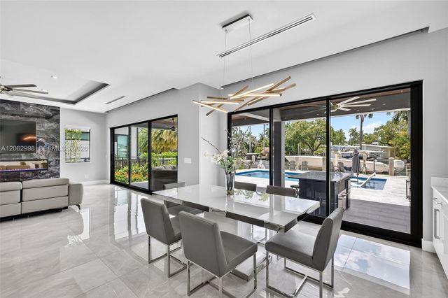 1004 SW 5th Place, Fort Lauderdale, FL 33312