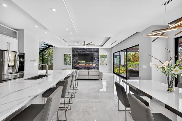 1004 SW 5th Place, Fort Lauderdale, FL 33312
