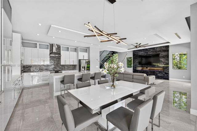 1004 SW 5th Place, Fort Lauderdale, FL 33312