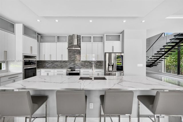 1004 SW 5th Place, Fort Lauderdale, FL 33312