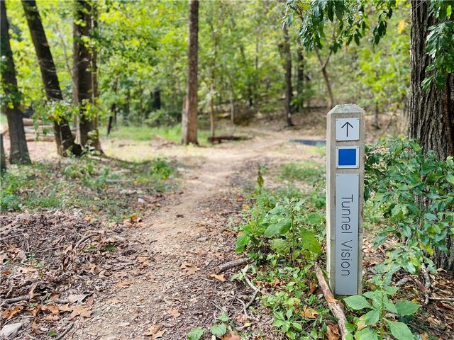 3 Lance Lane, Bella Vista, AR 72715