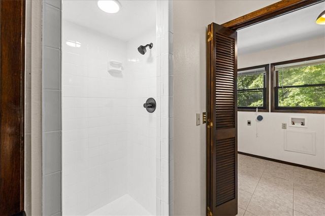 3 Lance Lane, Bella Vista, AR 72715