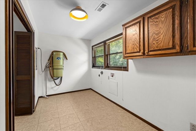 3 Lance Lane, Bella Vista, AR 72715