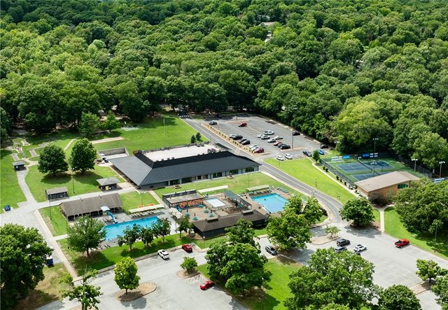 3 Lance Lane, Bella Vista, AR 72715