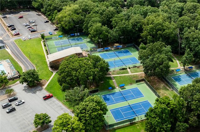 3 Lance Lane, Bella Vista, AR 72715