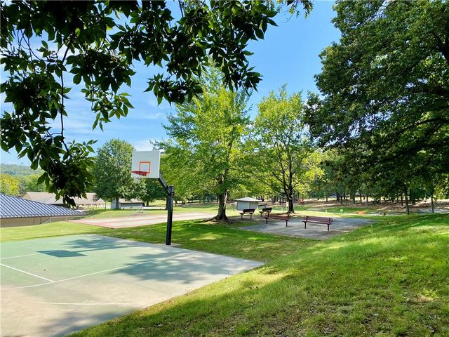 3 Lance Lane, Bella Vista, AR 72715