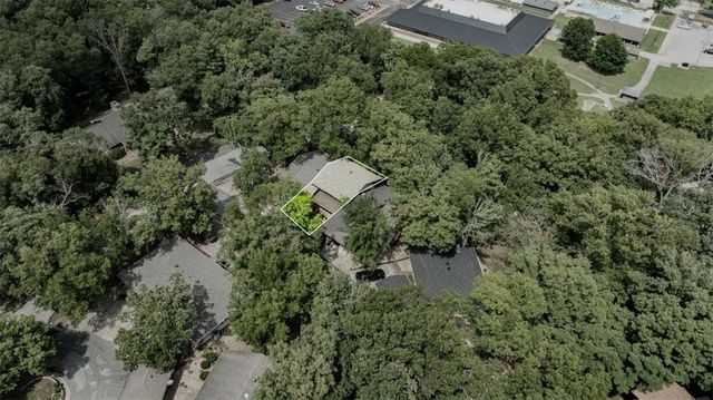 3 Lance Lane, Bella Vista, AR 72715