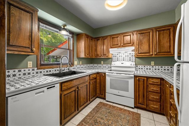 3 Lance Lane, Bella Vista, AR 72715