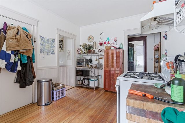 72 Academy Avenue, Providence, RI 02908