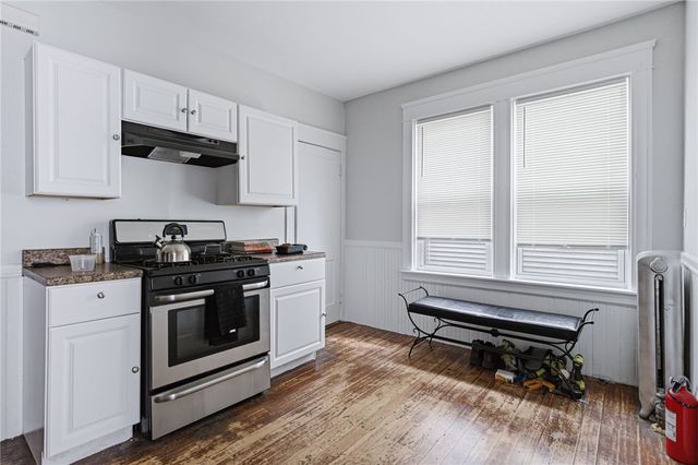 72 Academy Avenue, Providence, RI 02908