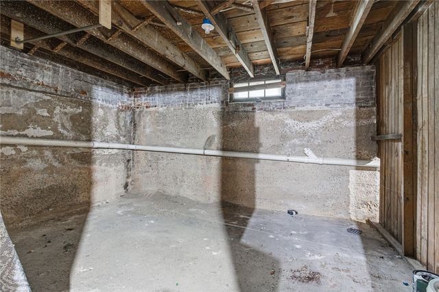 72 Academy Avenue, Providence, RI 02908