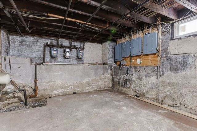 72 Academy Avenue, Providence, RI 02908