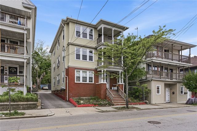 72 Academy Avenue, Providence, RI 02908