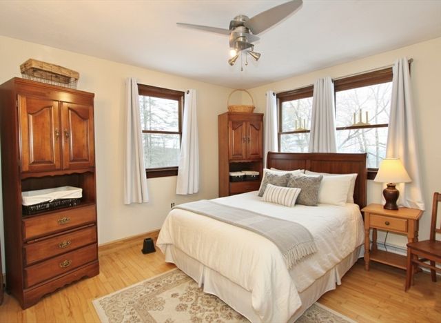 10 Old Stafford Tpke, Leicester, MA 01542