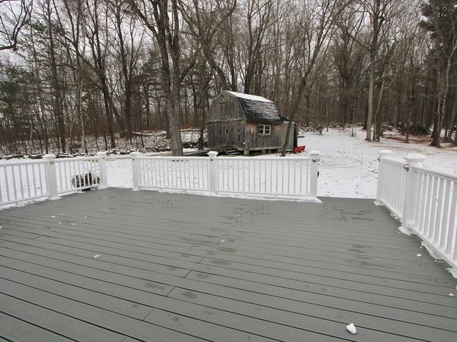 10 Old Stafford Tpke, Leicester, MA 01542