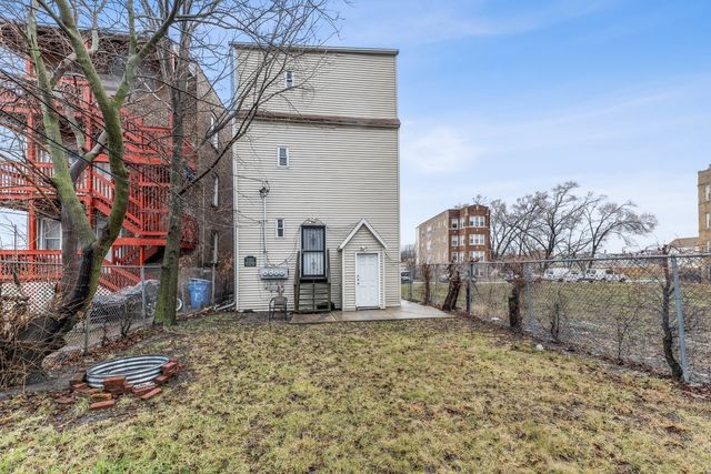 1547 S Kolin Avenue, Chicago, IL 60623