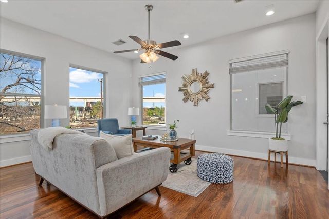 1005 Bingham Street 5, Houston, TX 77007