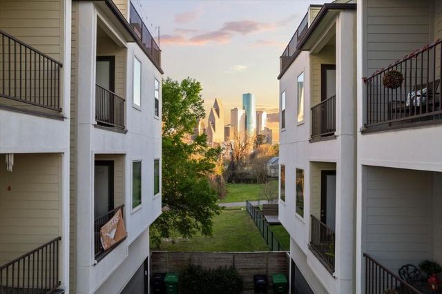 1005 Bingham Street 5, Houston, TX 77007