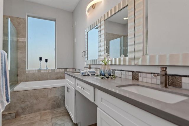 1005 Bingham Street 5, Houston, TX 77007