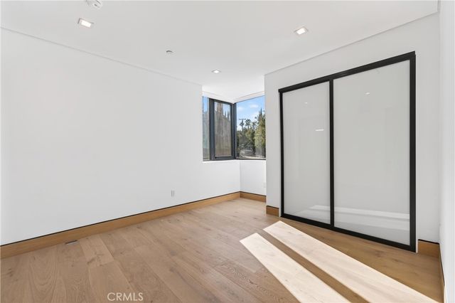 4016 Oakfield dr, Sherman Oaks, CA 91423