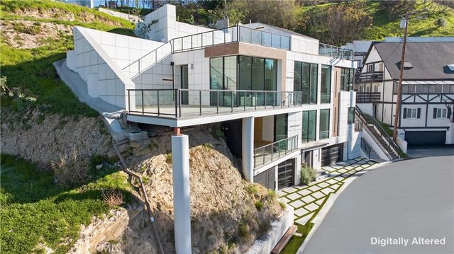 4016 Oakfield dr, Sherman Oaks, CA 91423