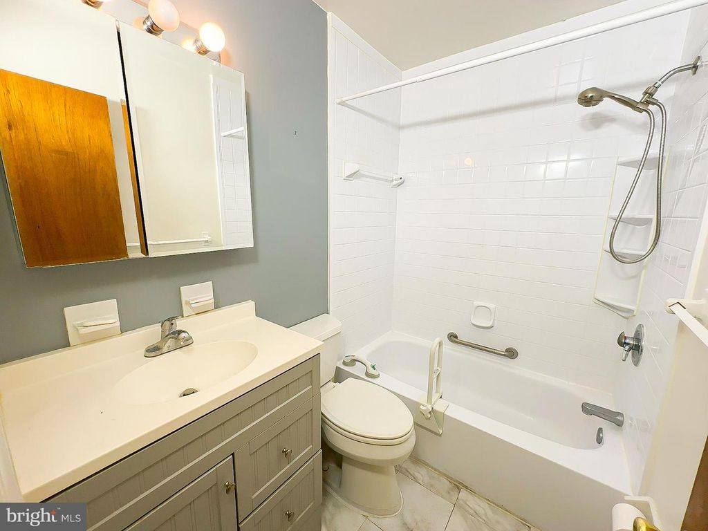 Image 18 of property listing at 9301 MIDLAND TURN, Upper Marlboro, MD 20772
