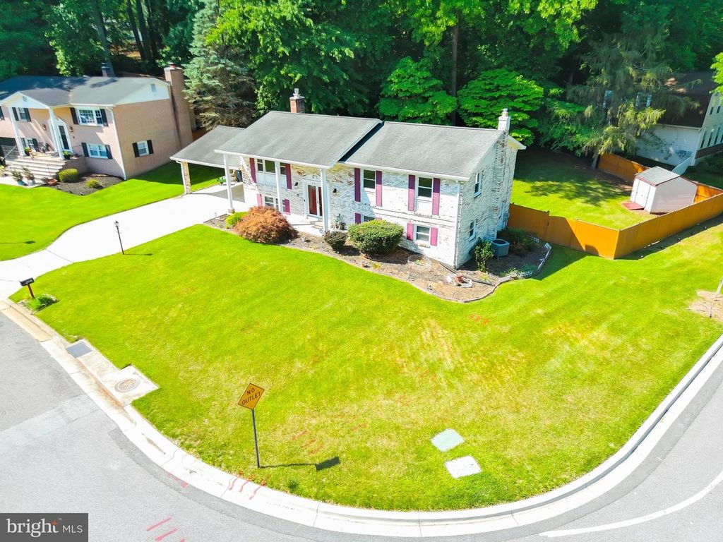 Image 2 of property listing at 9301 MIDLAND TURN, Upper Marlboro, MD 20772