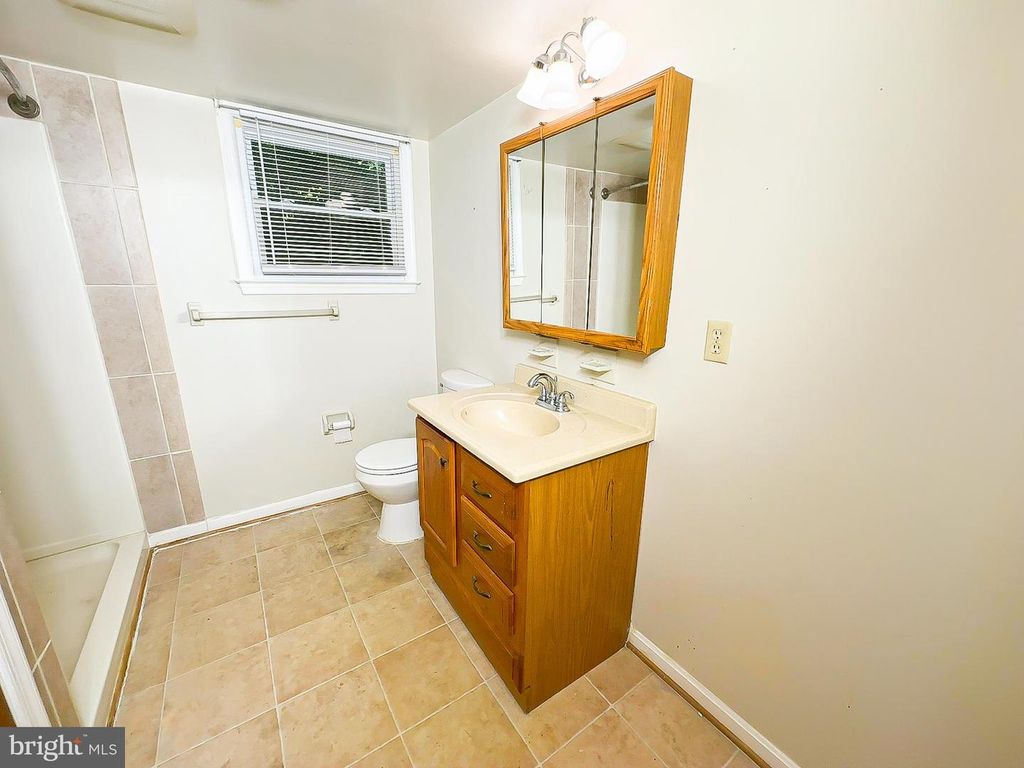 Image 32 of property listing at 9301 MIDLAND TURN, Upper Marlboro, MD 20772