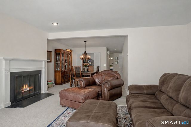 89 Harbor Drive 206, Stamford, CT 06902