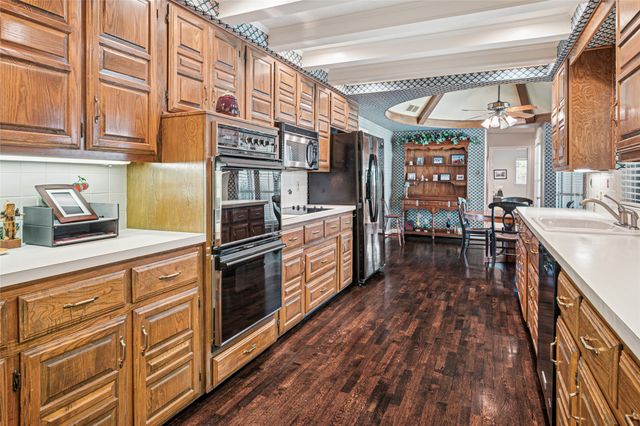 16303 Dalmalley Lane, Dallas, TX 75248