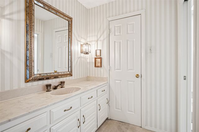 16303 Dalmalley Lane, Dallas, TX 75248