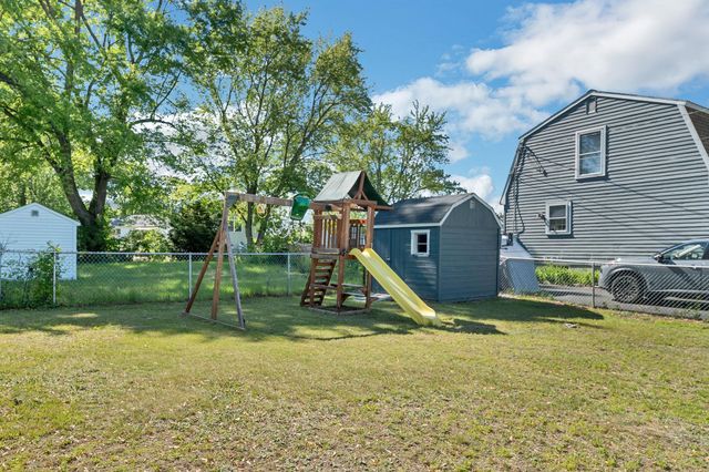 380 Mystic Street, Manchester, NH 03103