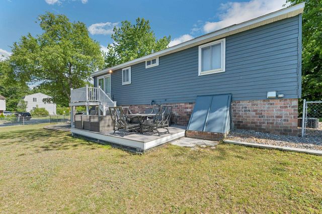 380 Mystic Street, Manchester, NH 03103